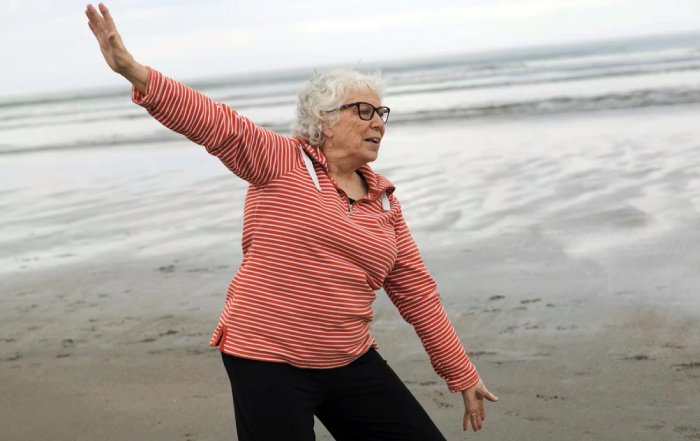 Article Image for Lifestyle Trends That Encourage Active Aging
